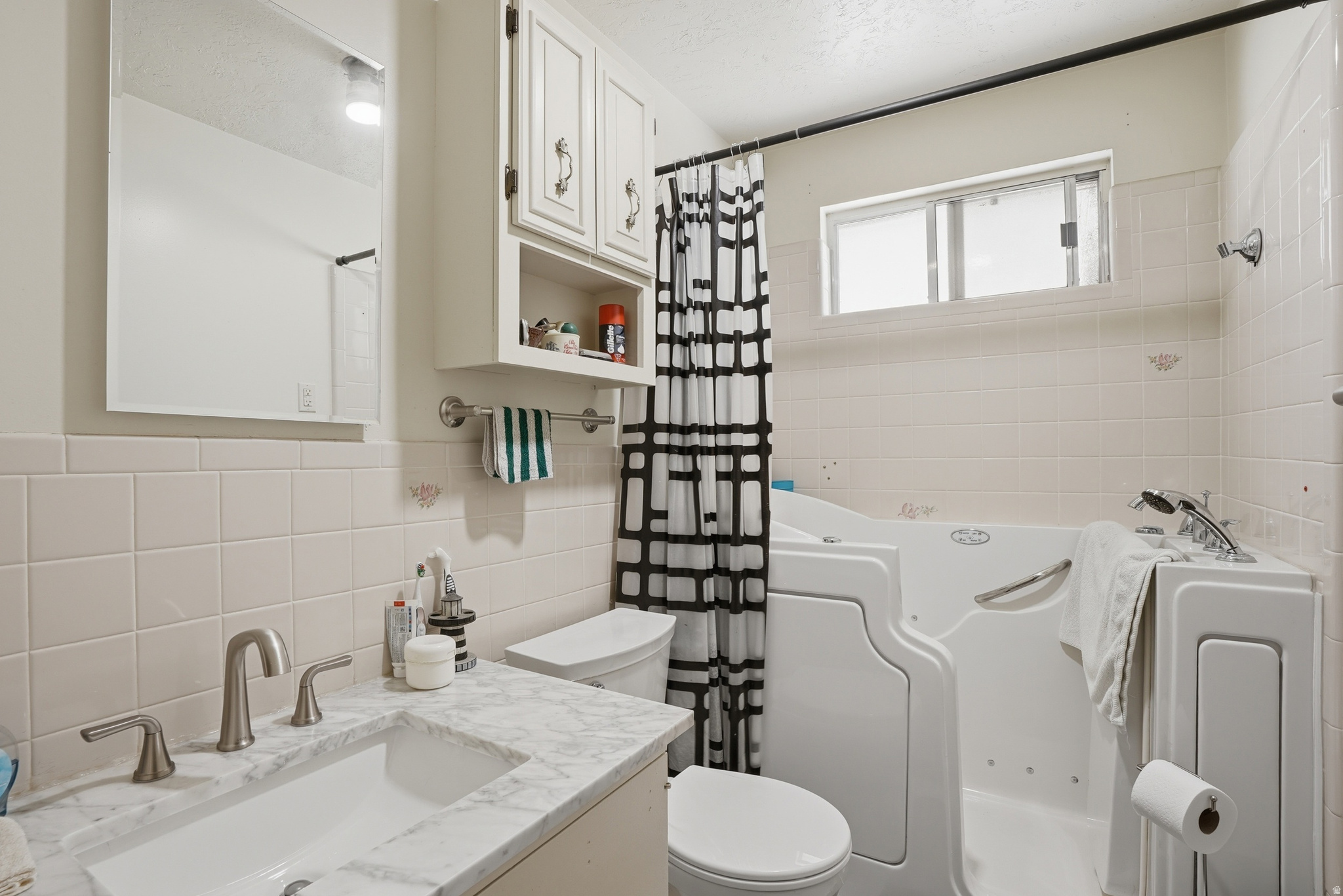 NOB HILL - Residential