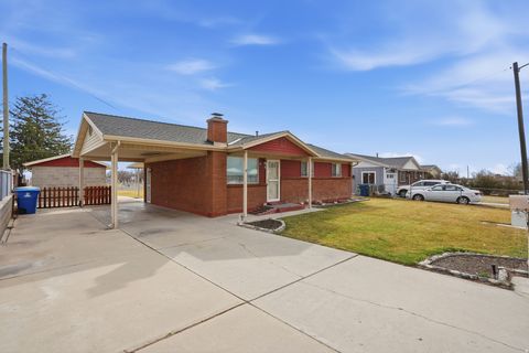 Tiny photo for 70 E 760 N, American Fork, UT 84003 (MLS # 2141757)