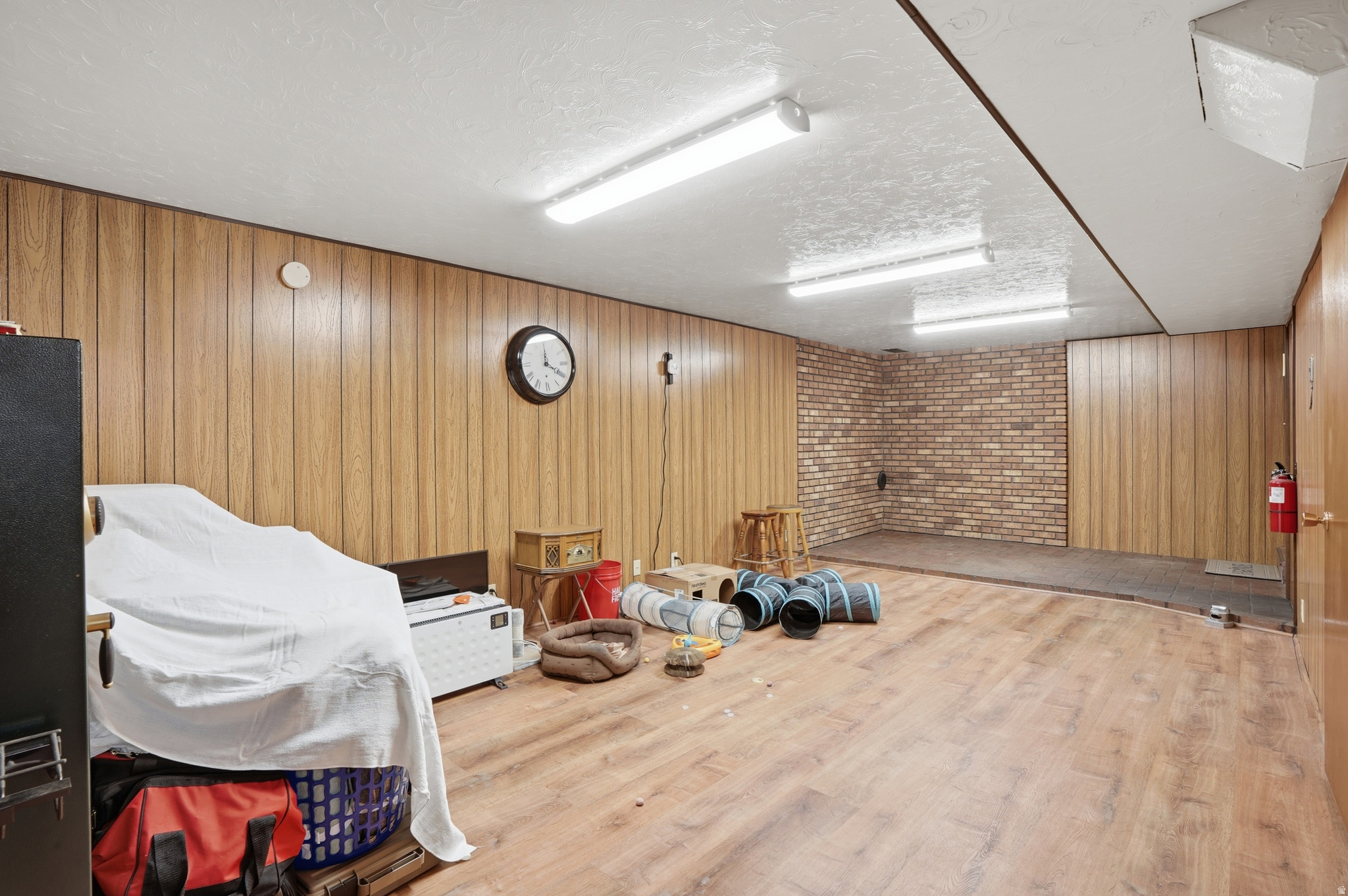 NOB HILL - Residential