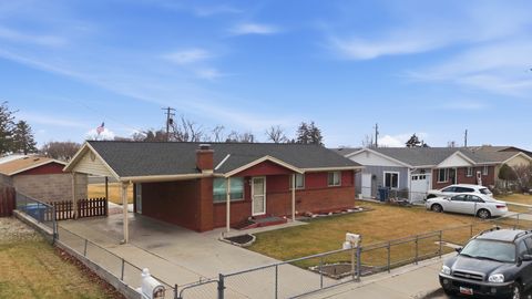 Tiny photo for 70 E 760 N, American Fork, UT 84003 (MLS # 2141757)