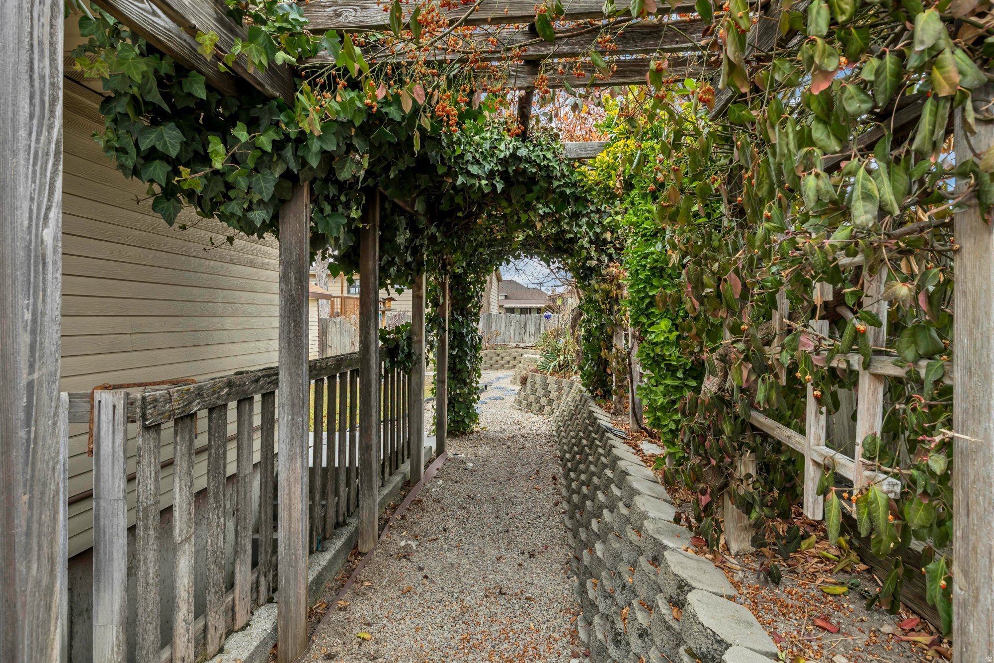 FAIROAKS - Residential