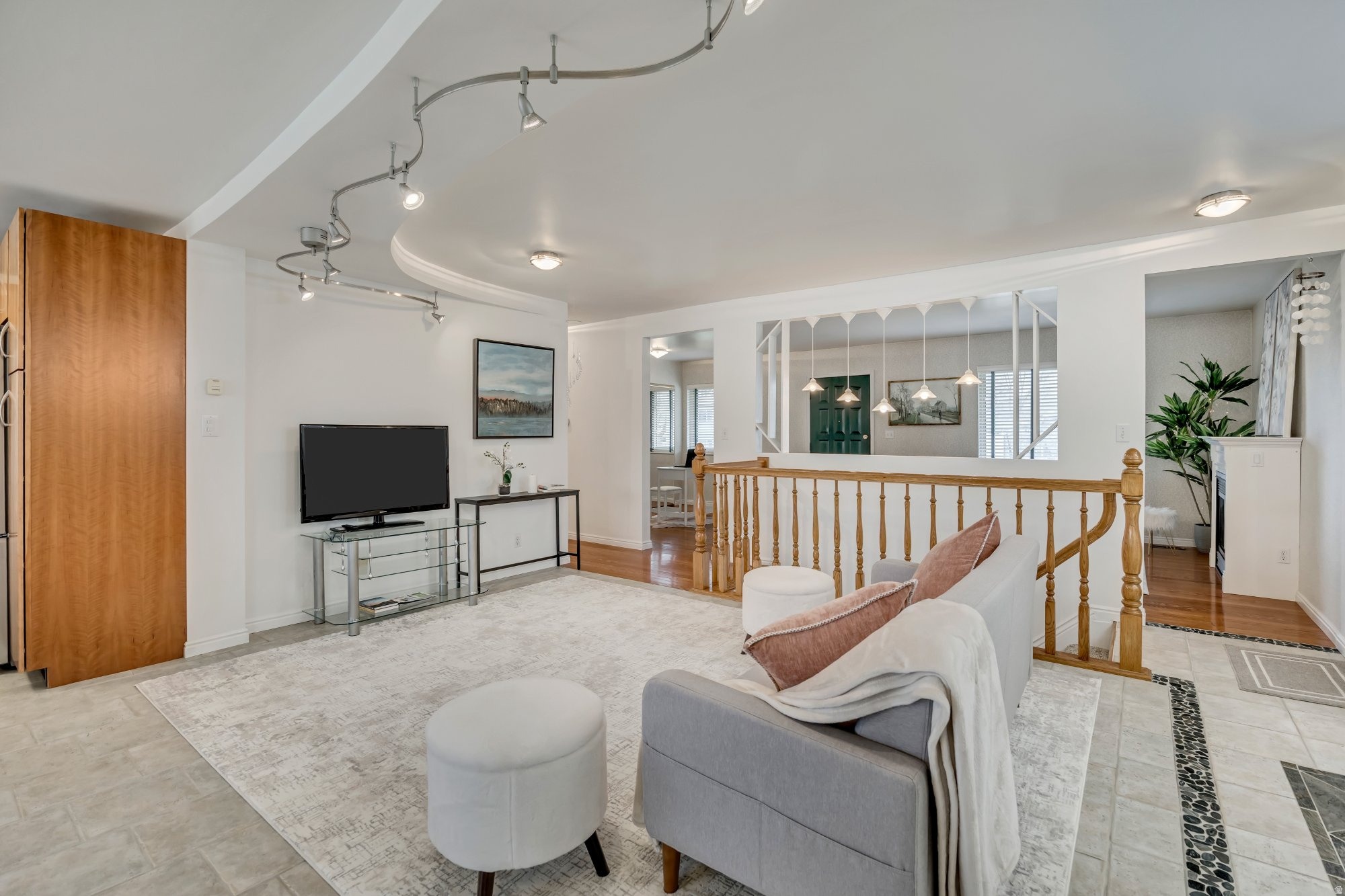 FAIROAKS - Residential