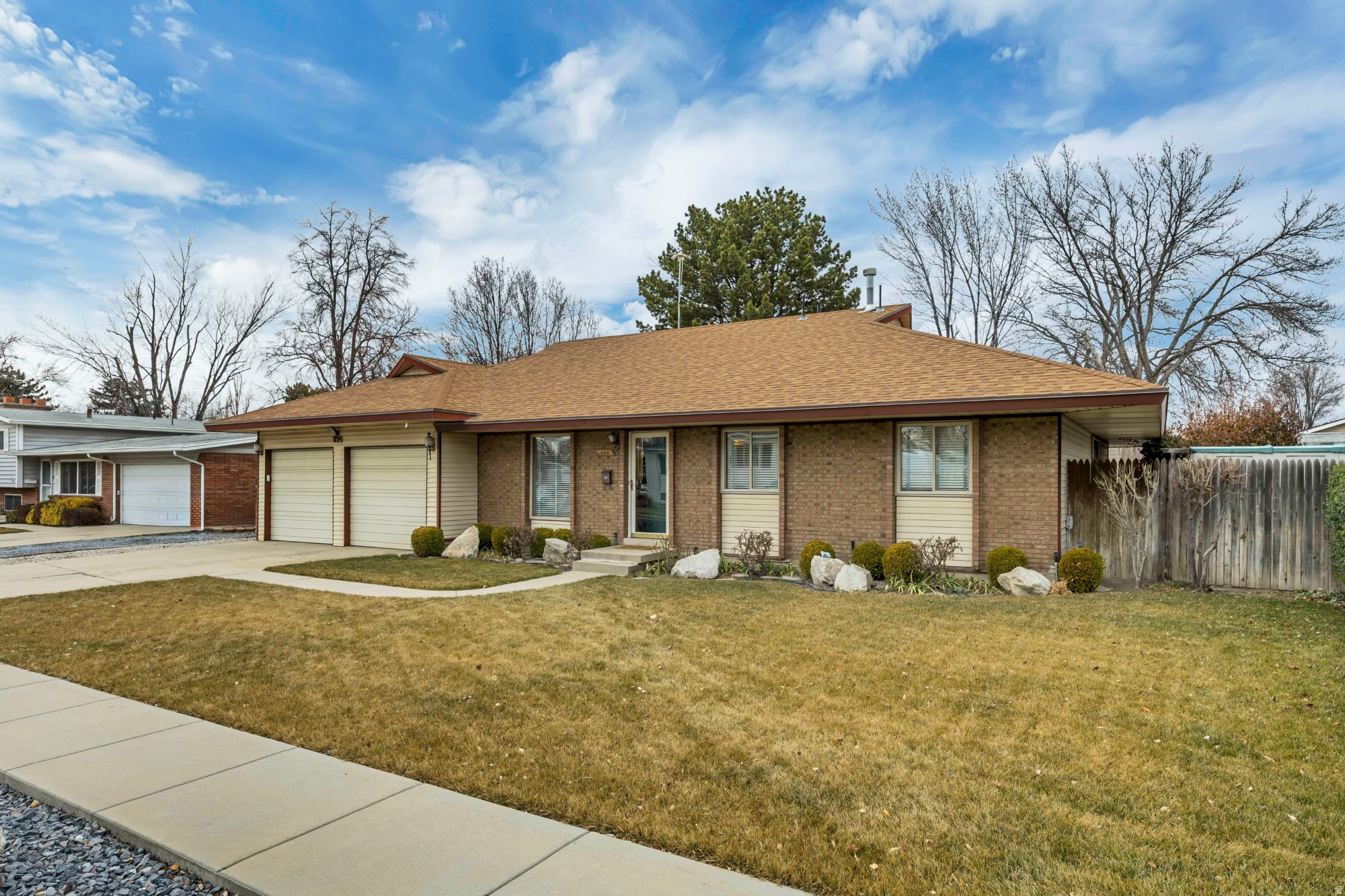 FAIROAKS - Residential