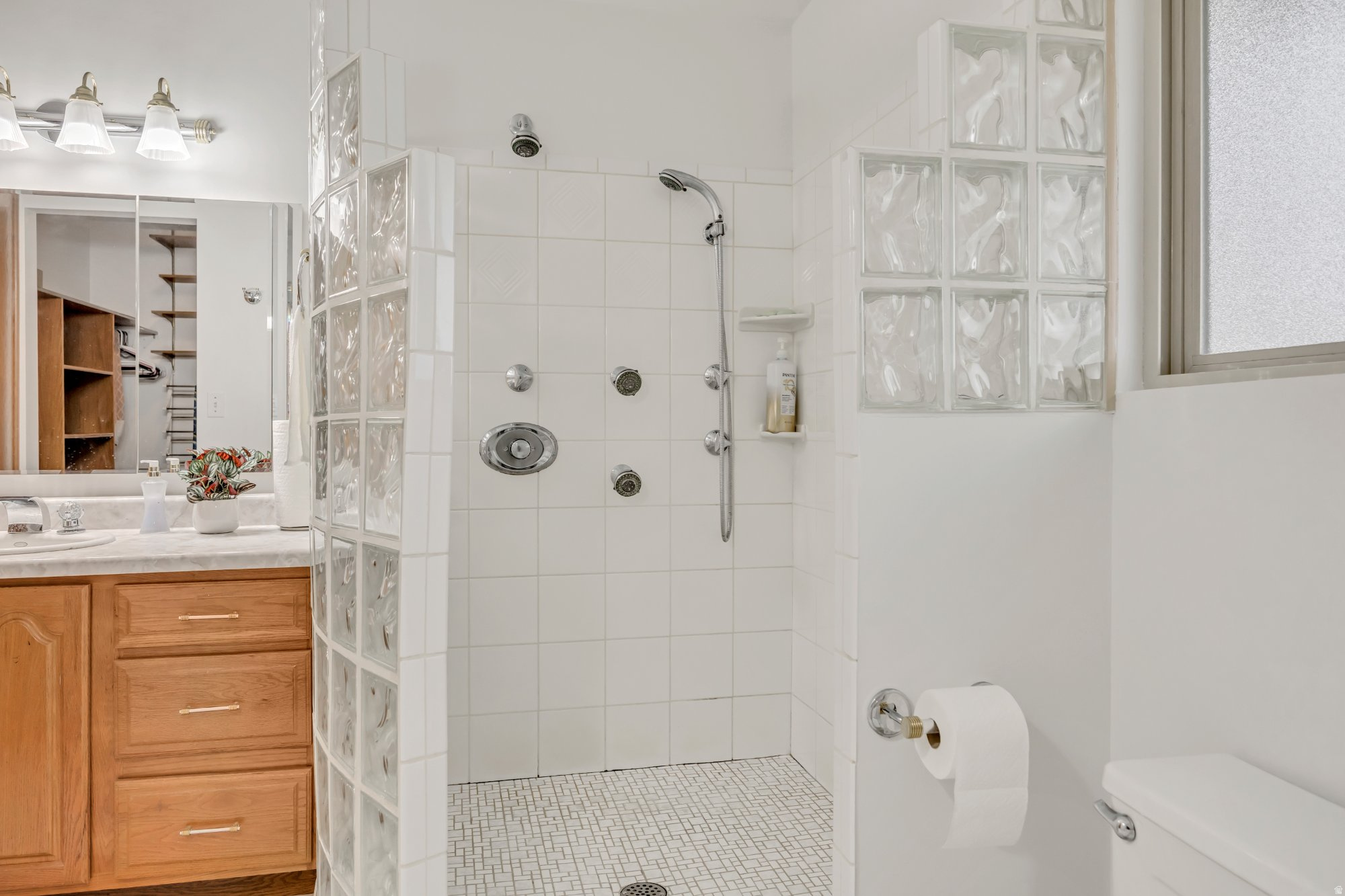 FAIROAKS - Residential