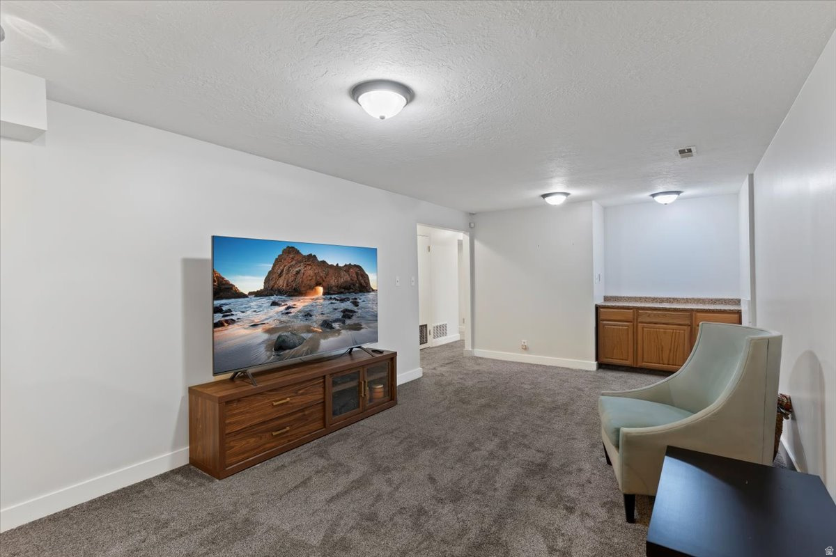 CASTLE - Residential