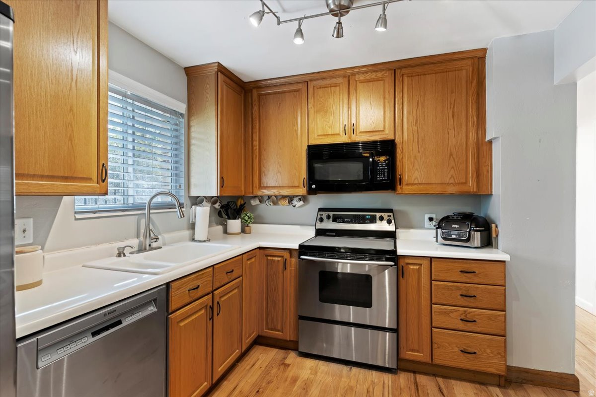 CASTLE - Residential