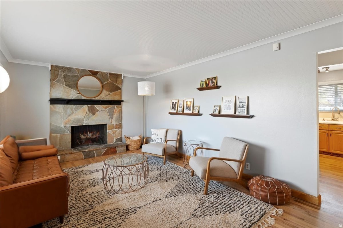 CASTLE - Residential