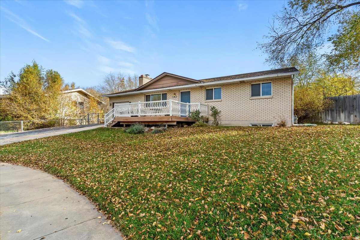 CASTLE - Residential