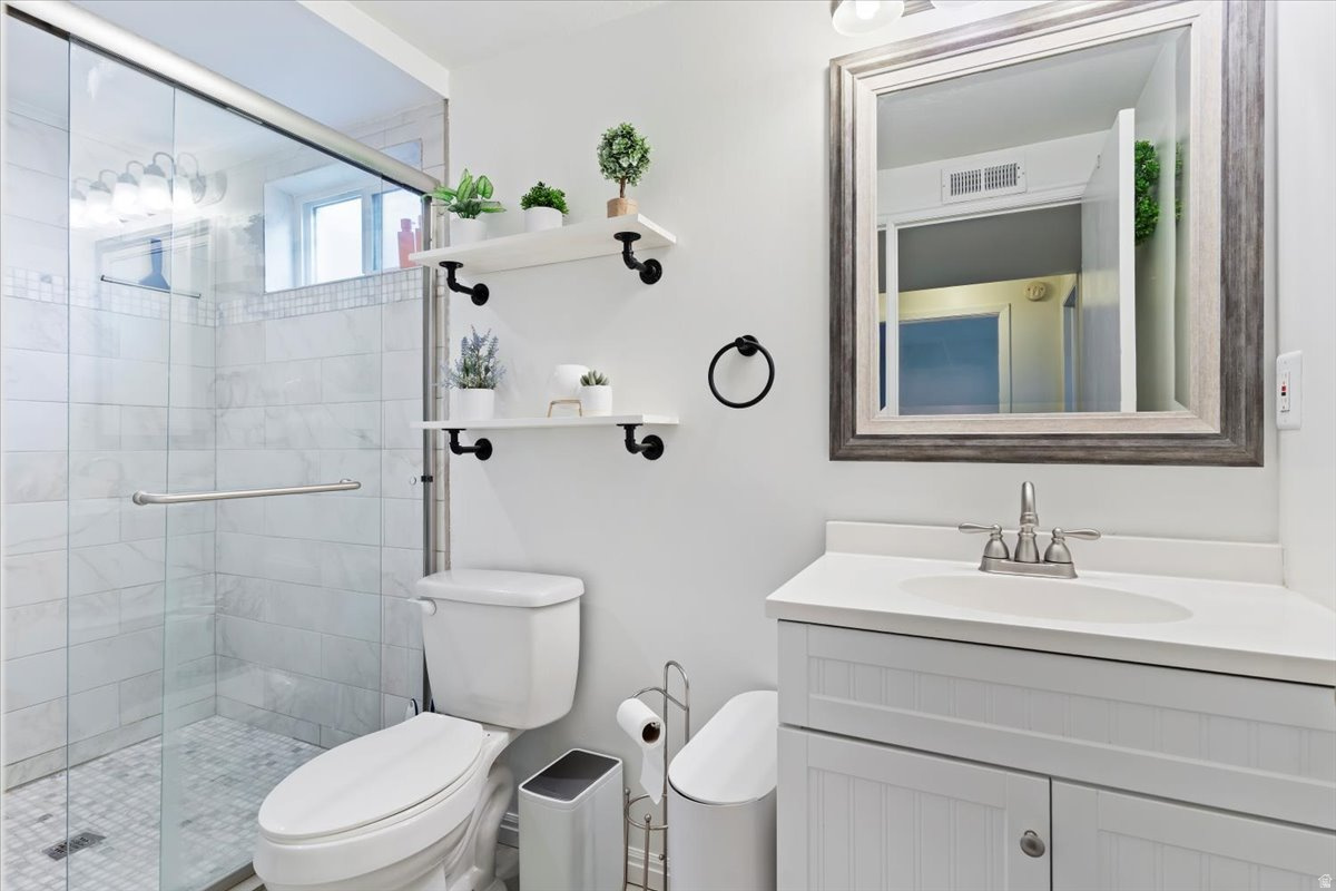 CASTLE - Residential