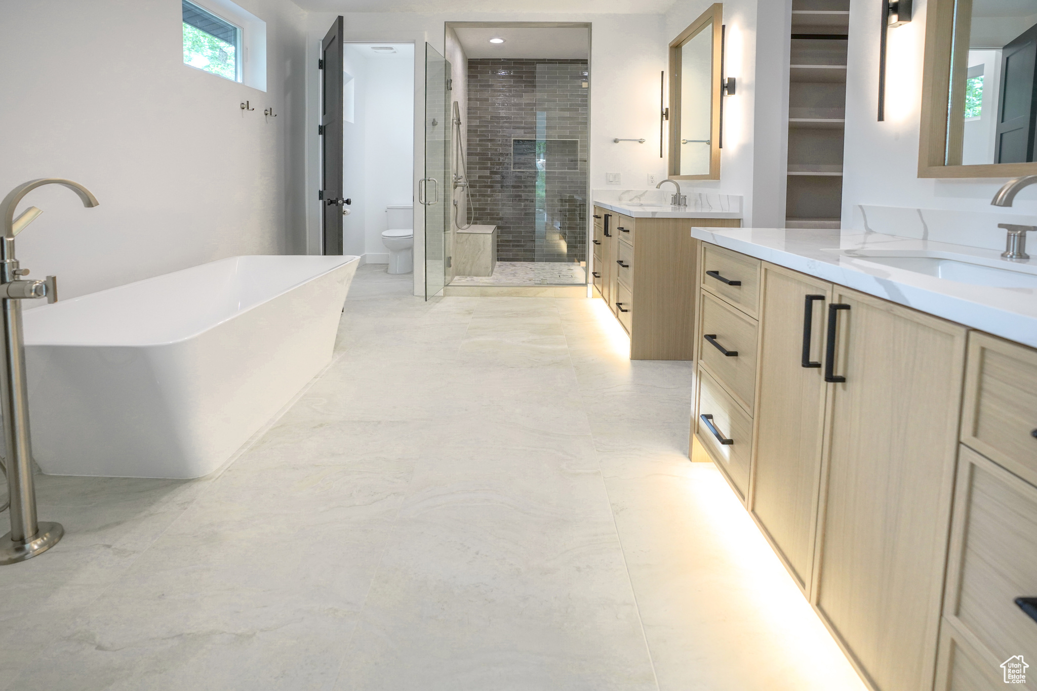 TIMBER LAKES - Residential