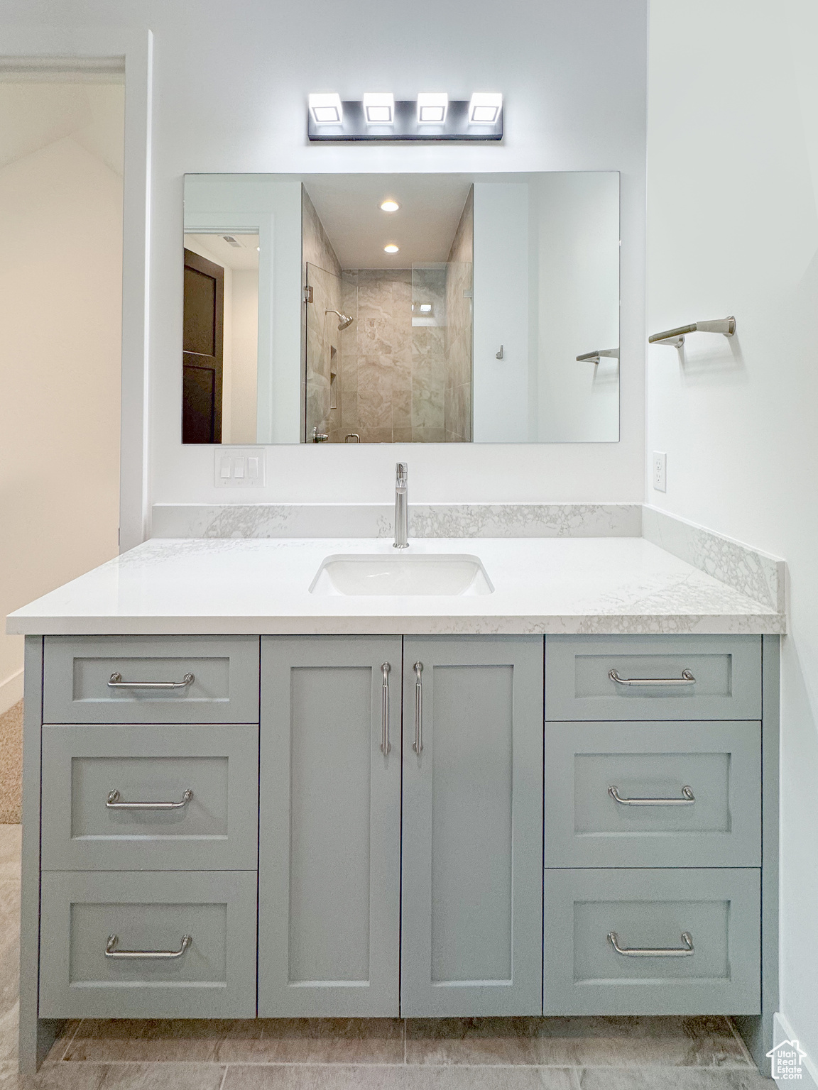 TIMBER LAKES - Residential