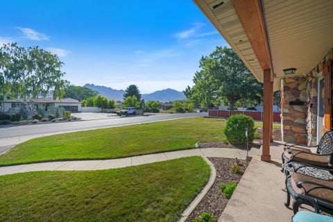 Tiny photo for 5572 S AVALON DR, Murray, UT 84107 (MLS # 2173789)