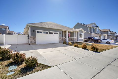 Tiny photo for 1954 E 970 N, Spanish Fork, UT 84660 (MLS # 2149093)
