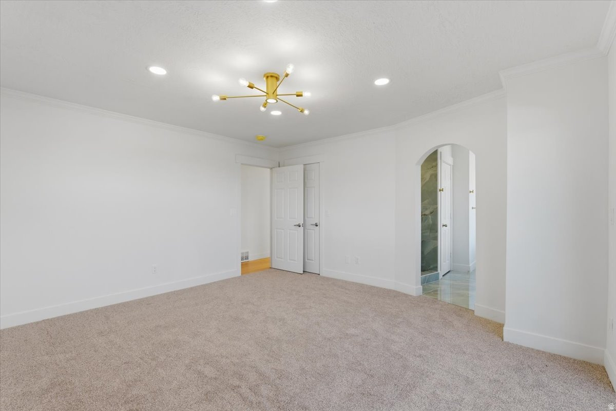 EAGLES VIEW - Residential