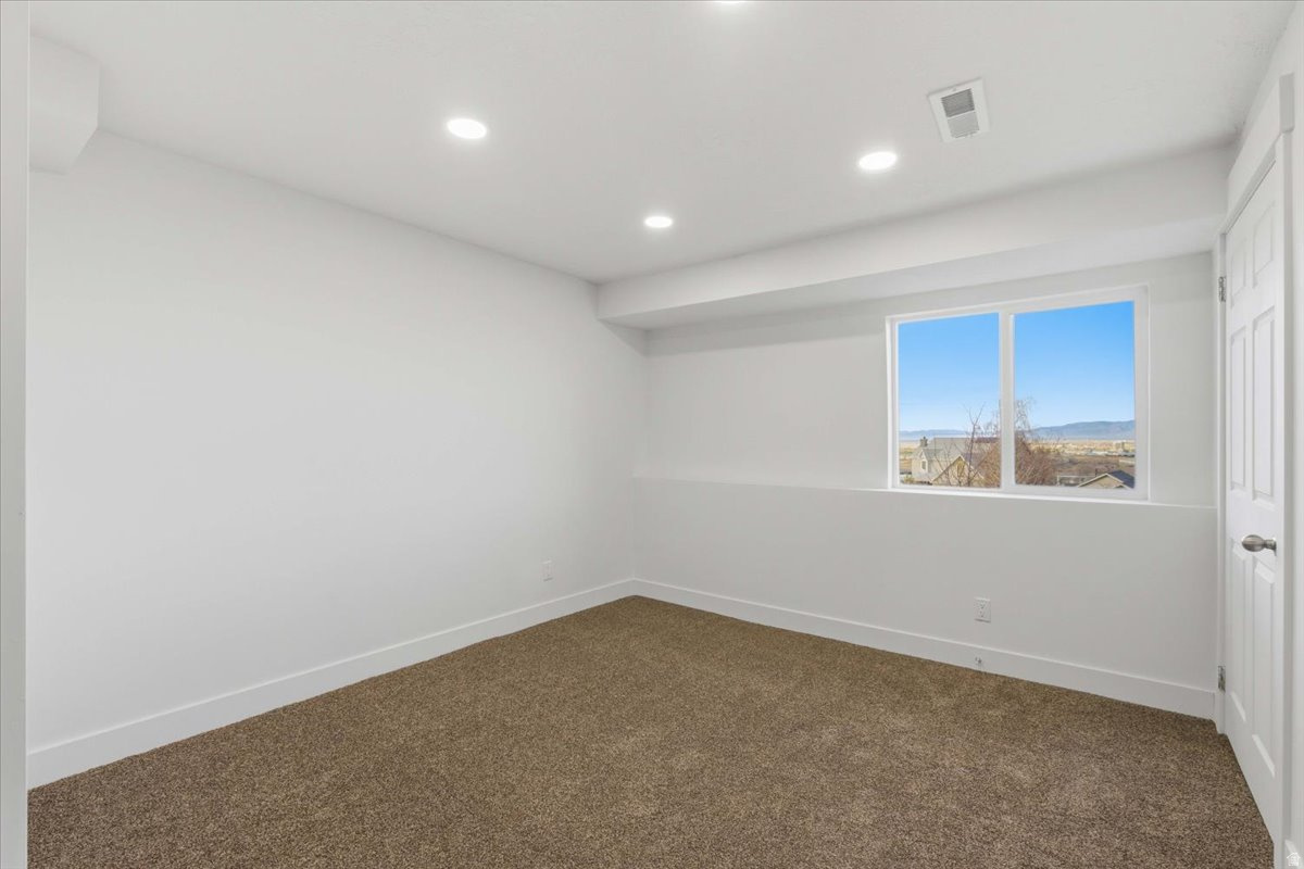 EAGLES VIEW - Residential