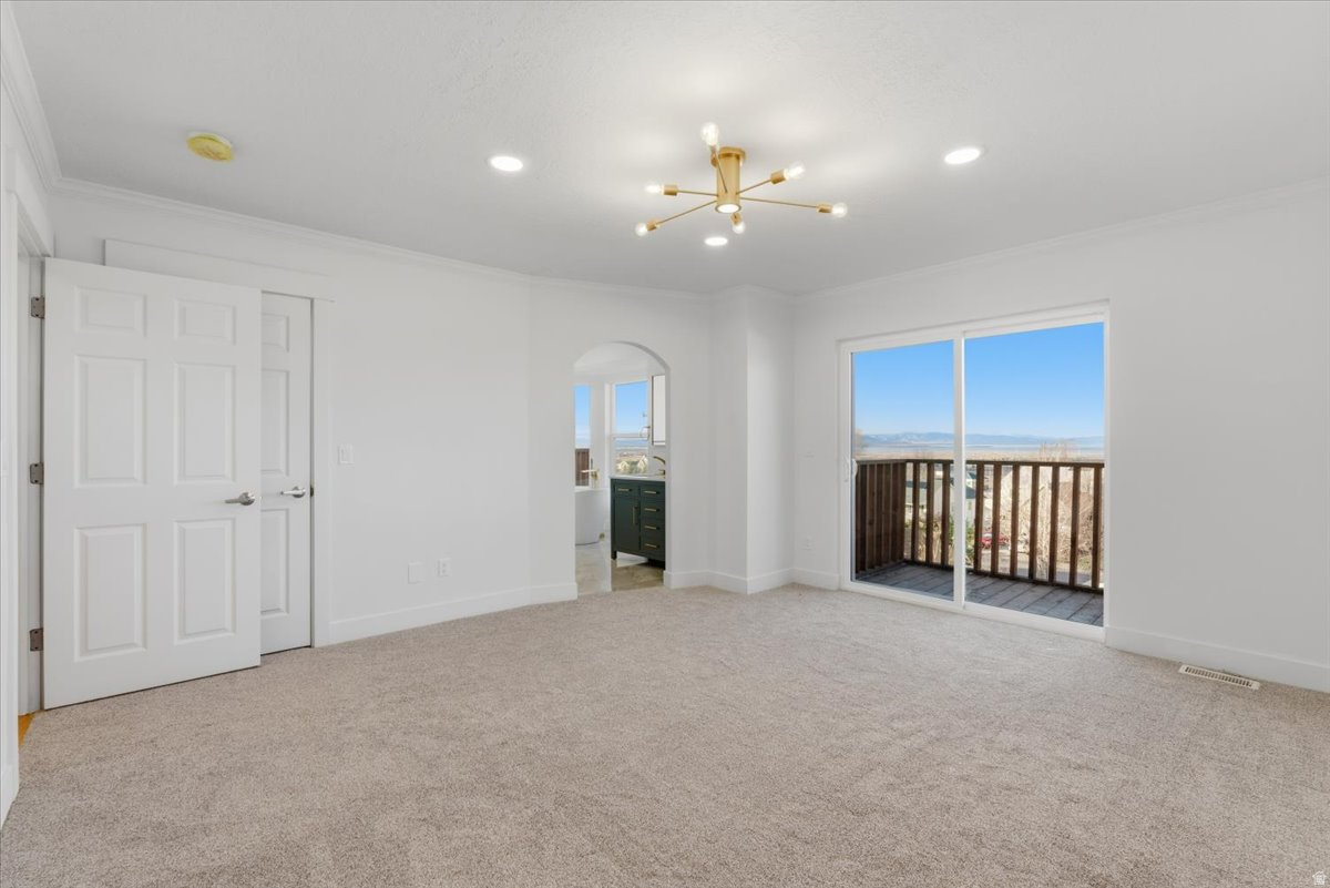 EAGLES VIEW - Residential