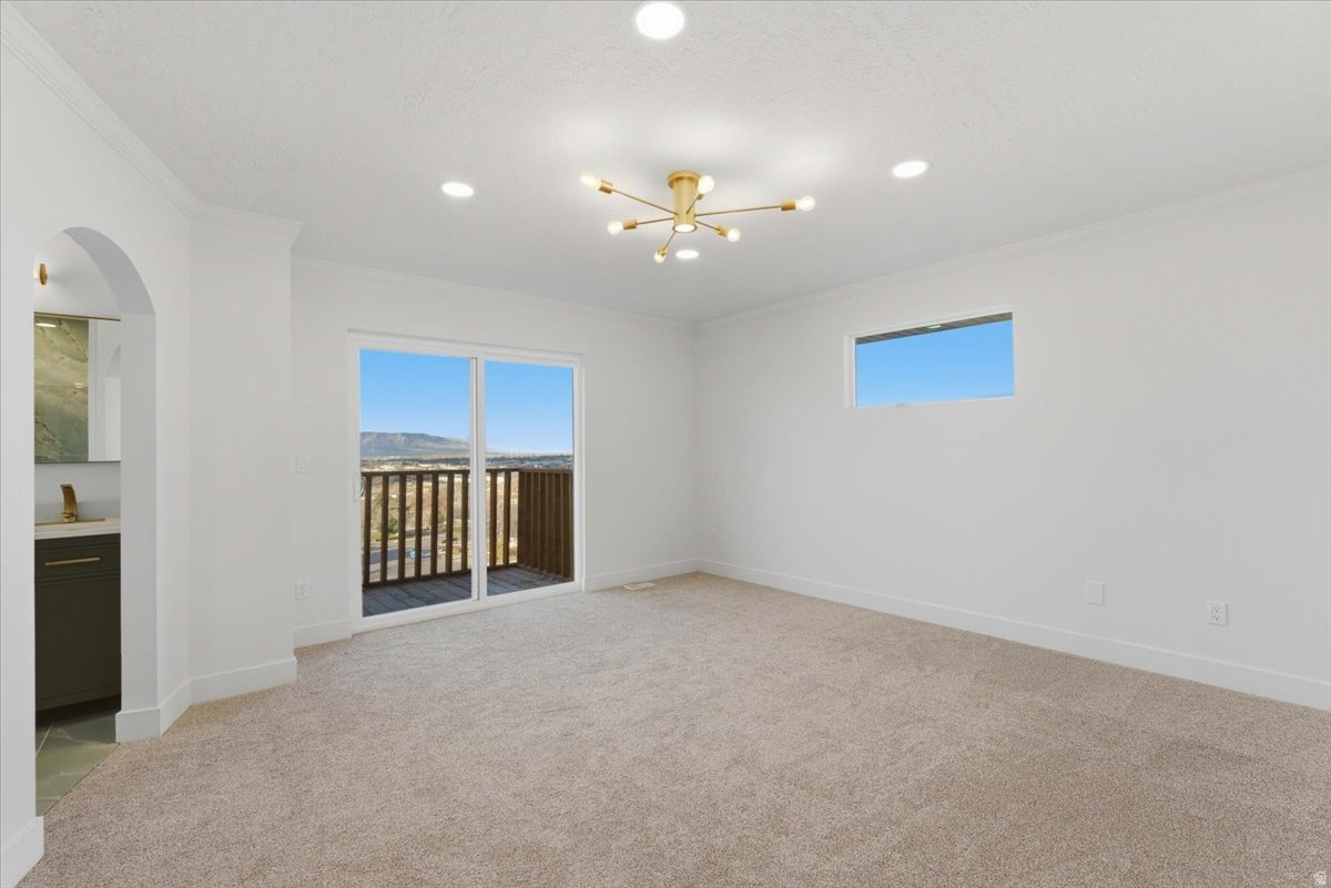 EAGLES VIEW - Residential