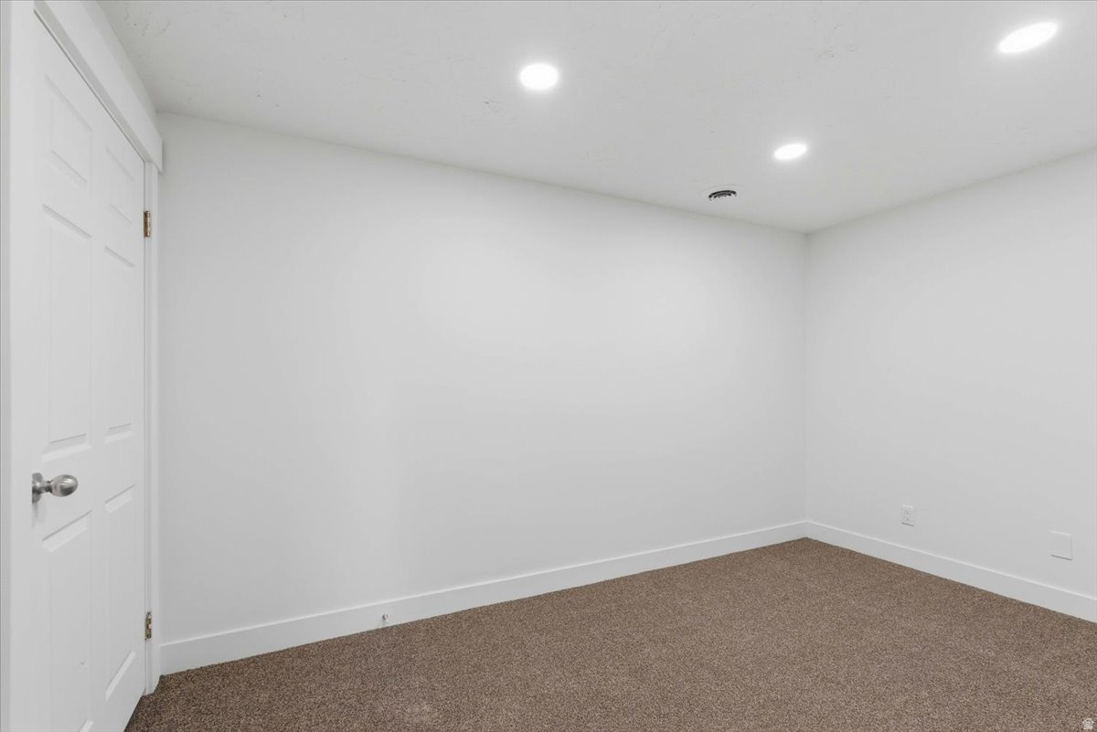 EAGLES VIEW - Residential