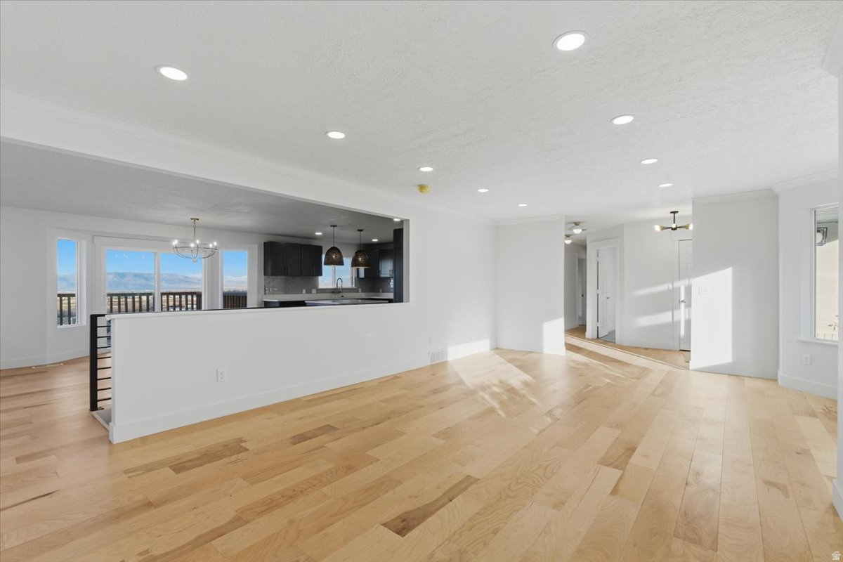 EAGLES VIEW - Residential