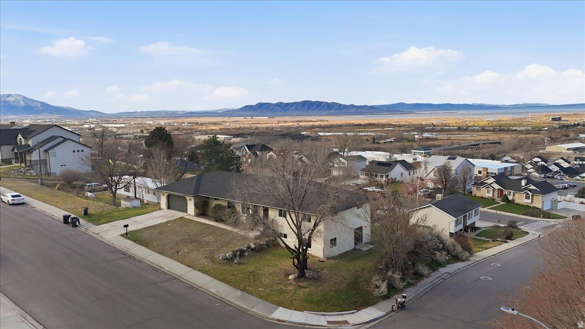 EAGLES VIEW - Residential