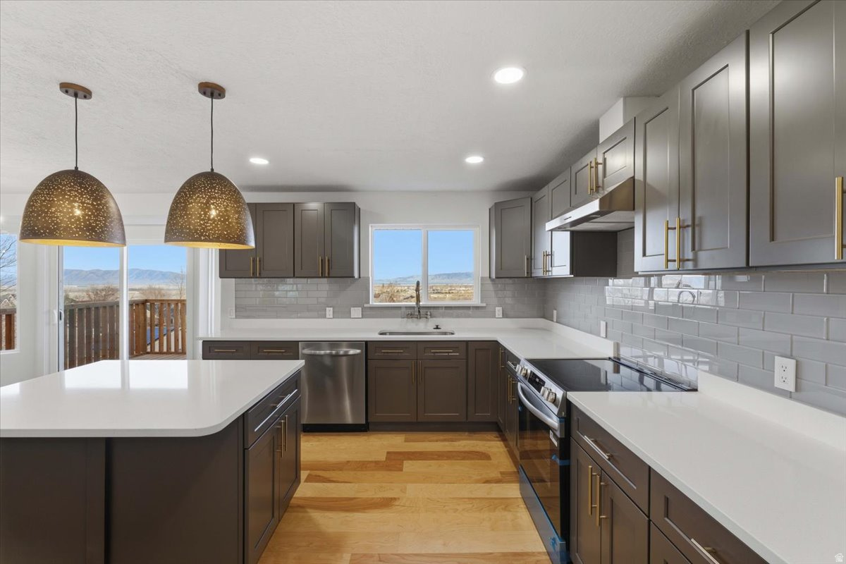 EAGLES VIEW - Residential