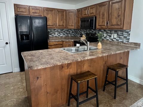 Tiny photo for 1161 W LANCELOT LN, West Haven, UT 84401 (MLS # 2116452)