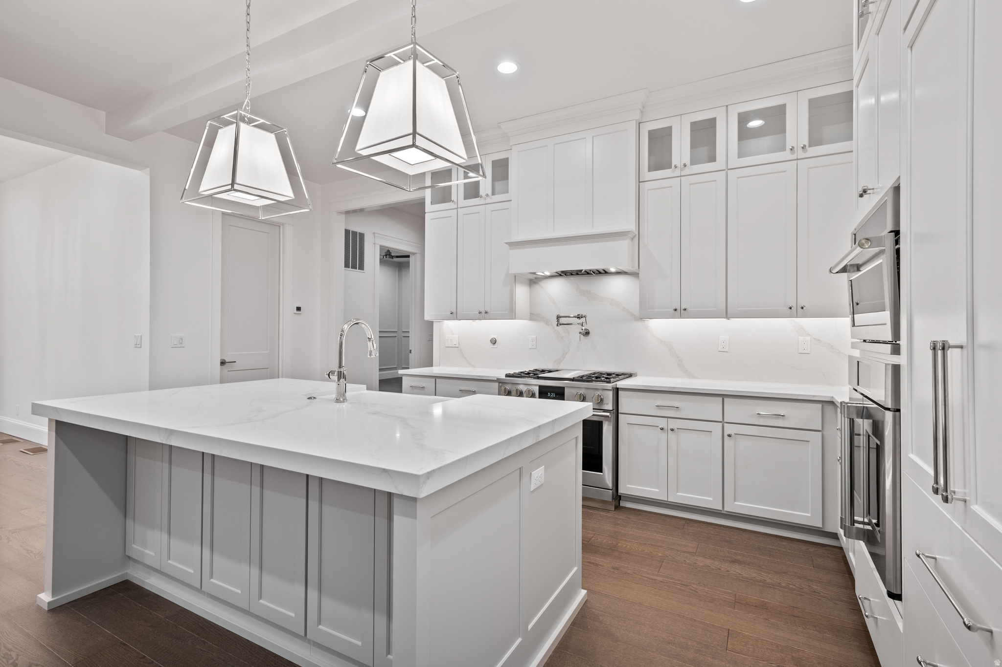 DAYBREAK - Residential