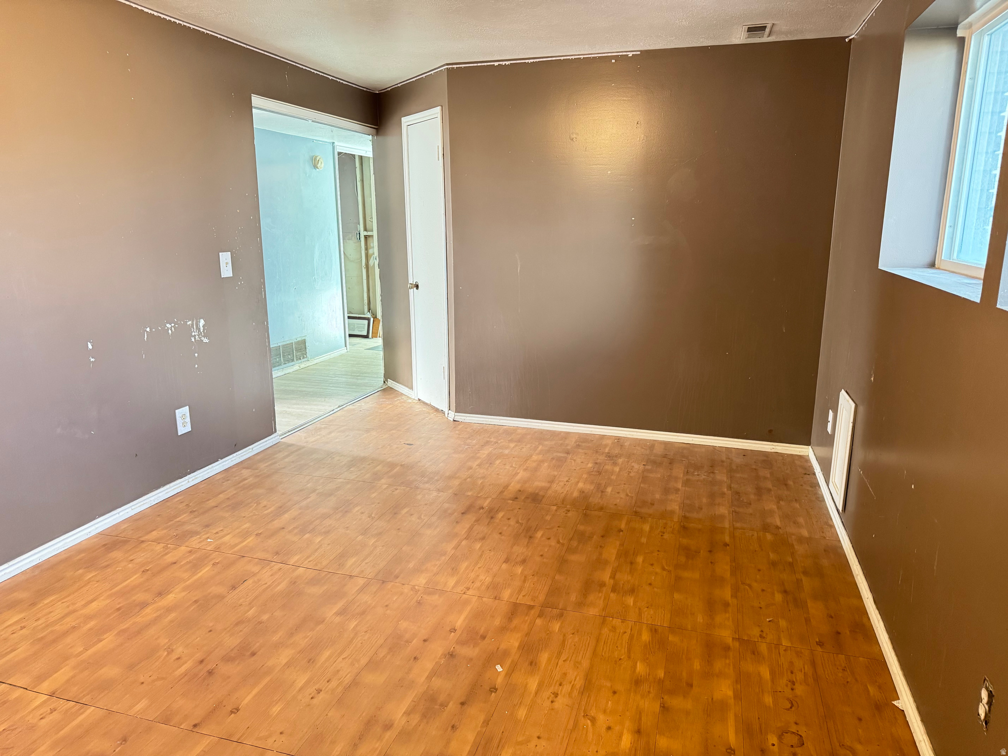 PIONEER - Residential