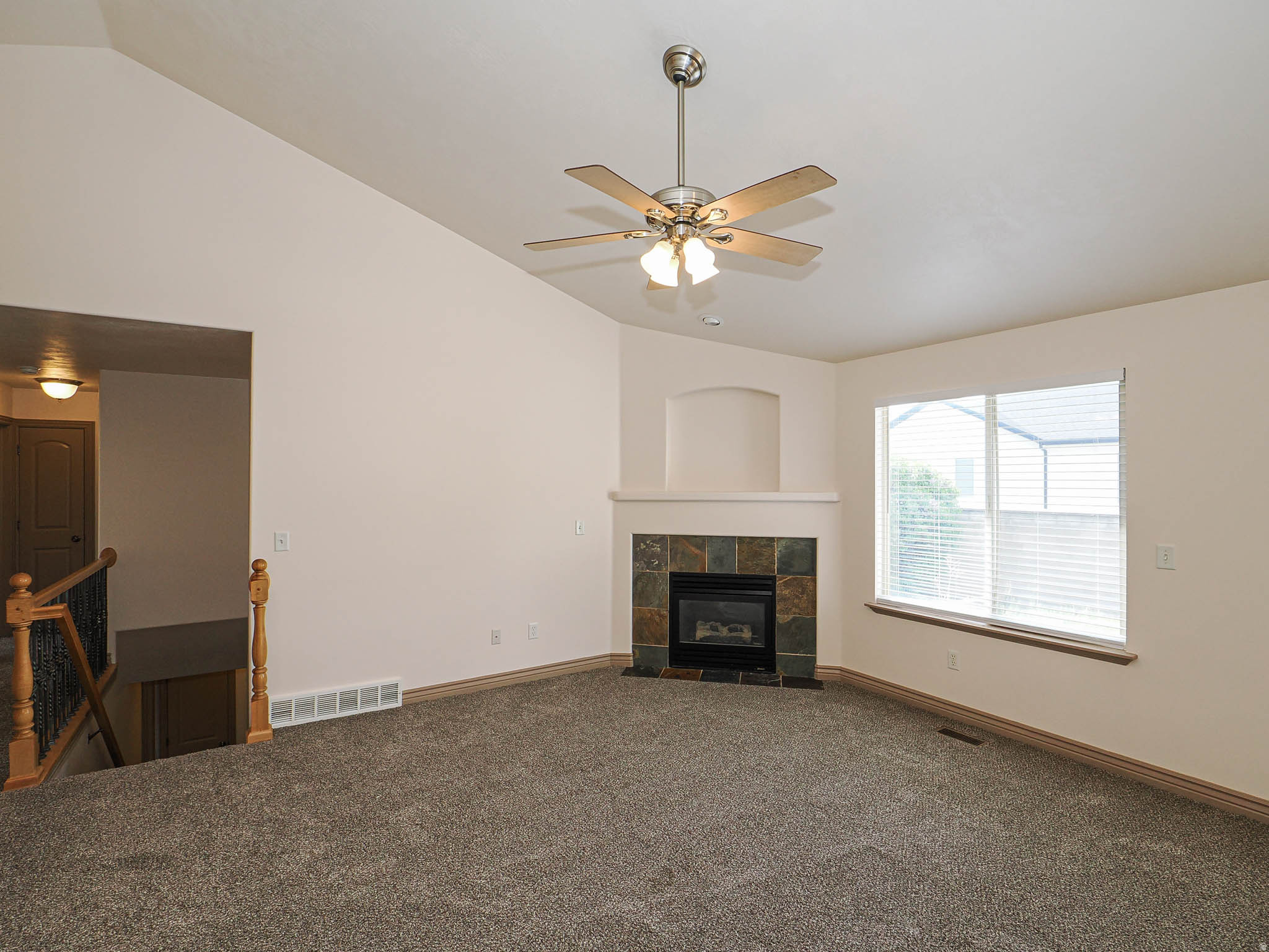 SIENA VISTA - Residential