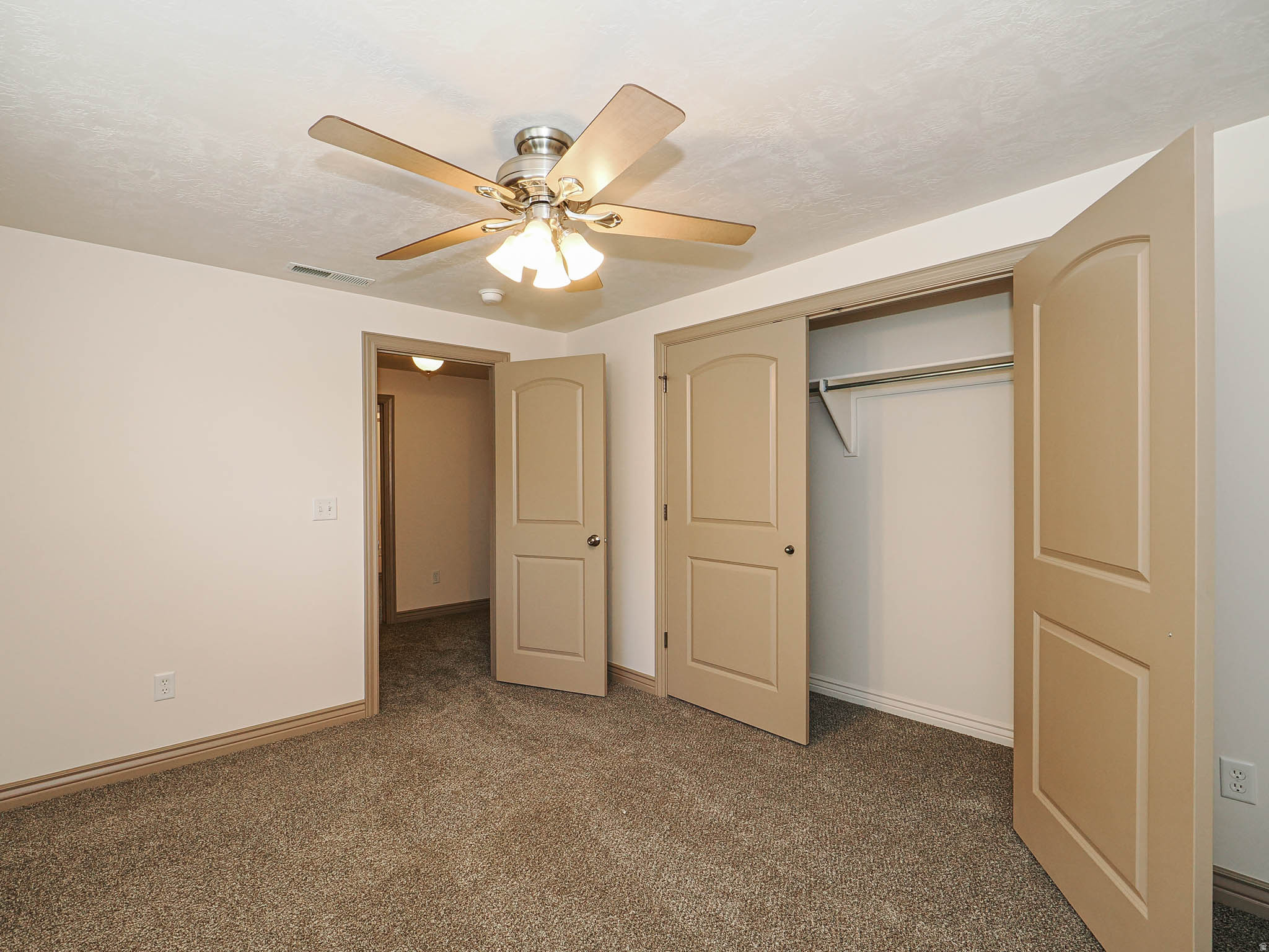 SIENA VISTA - Residential