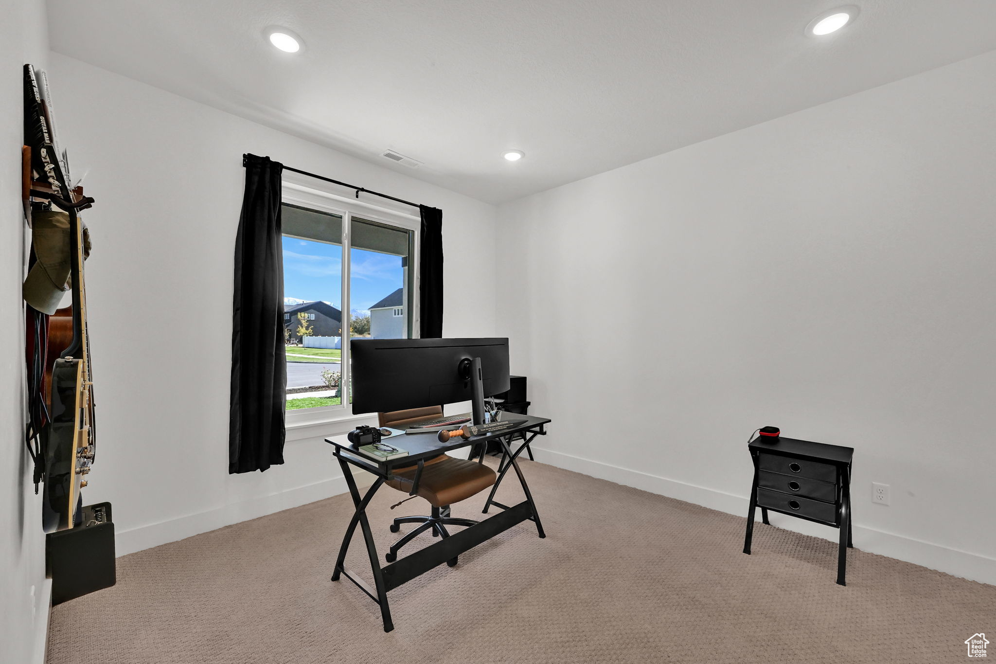 ESTATES AT FENN FARMS - Residential
