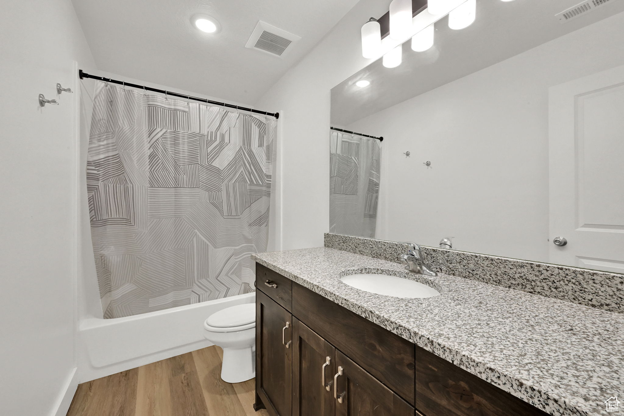 ESTATES AT FENN FARMS - Residential