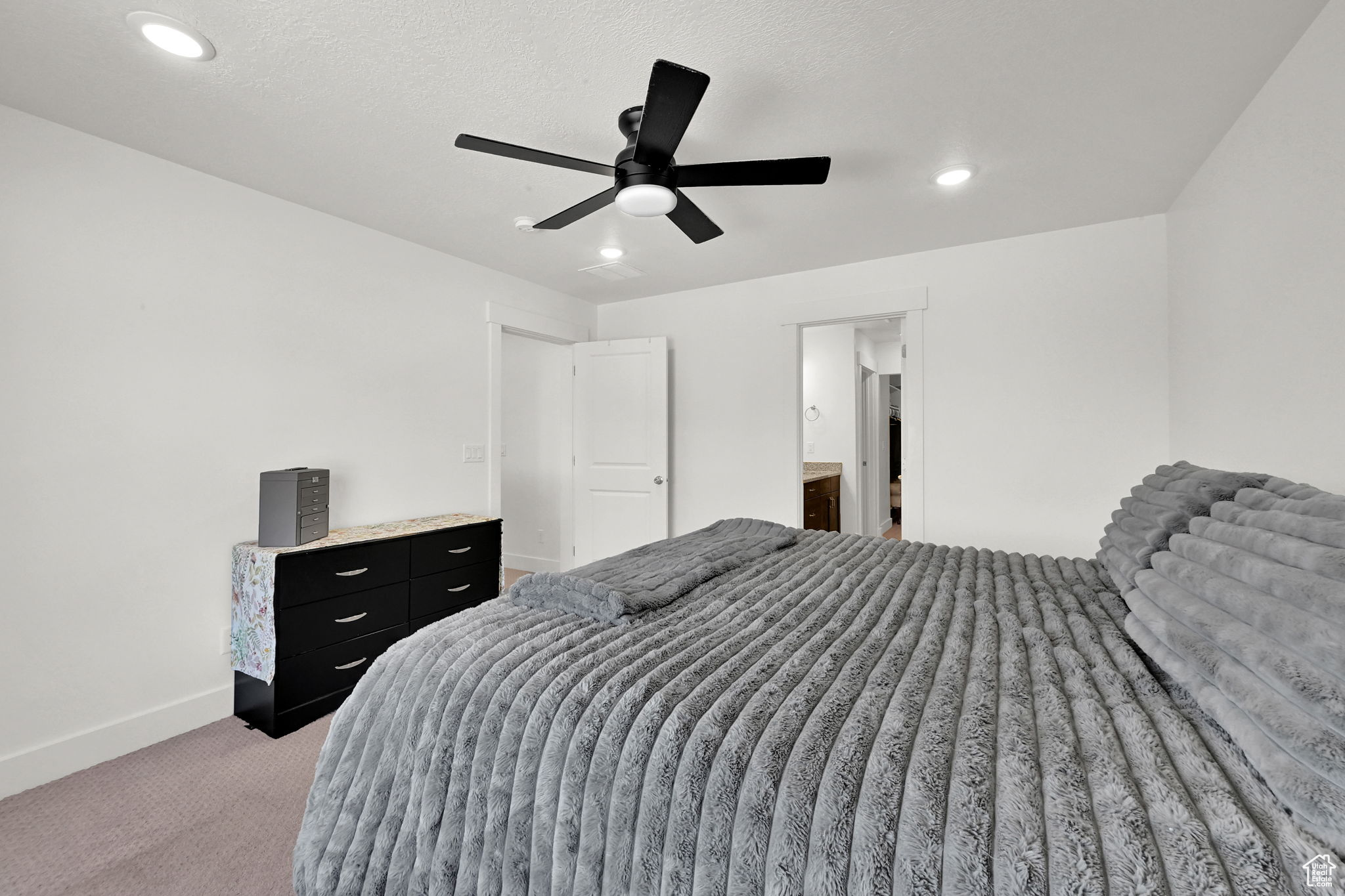 ESTATES AT FENN FARMS - Residential