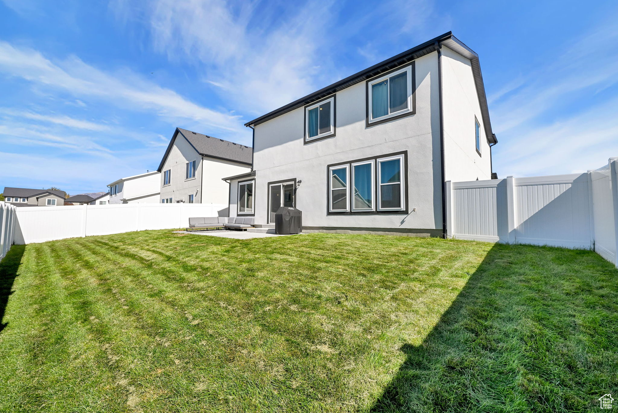 ESTATES AT FENN FARMS - Residential