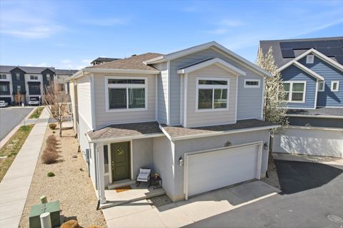 Tiny photo for 707 E 380 S, American Fork, UT 84003 (MLS # 2146218)