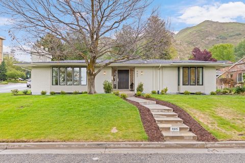 Photo of 985 S VISTA VIEW DR E, Salt Lake City, UT 84108 (MLS # 2159111)