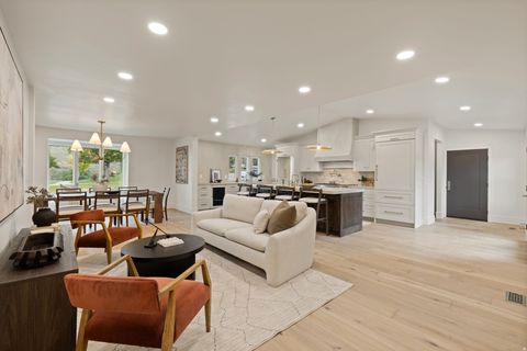 Tiny photo for 985 S VISTA VIEW DR E, Salt Lake City, UT 84108 (MLS # 2159111)