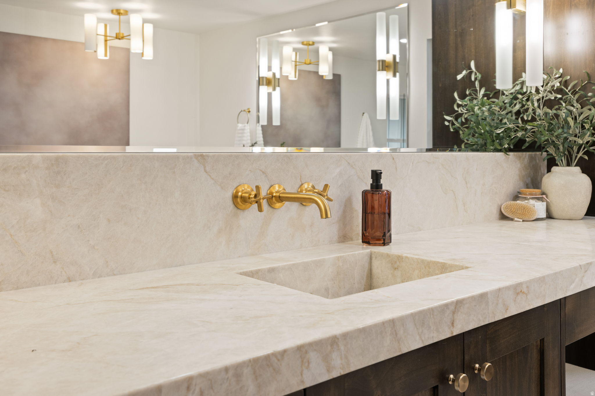 OAK HILLS - Residential