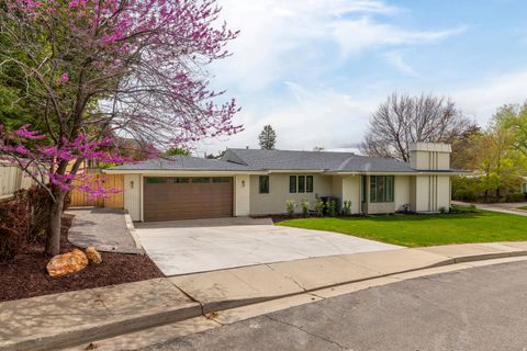 Tiny photo for 985 S VISTA VIEW DR E, Salt Lake City, UT 84108 (MLS # 2159111)