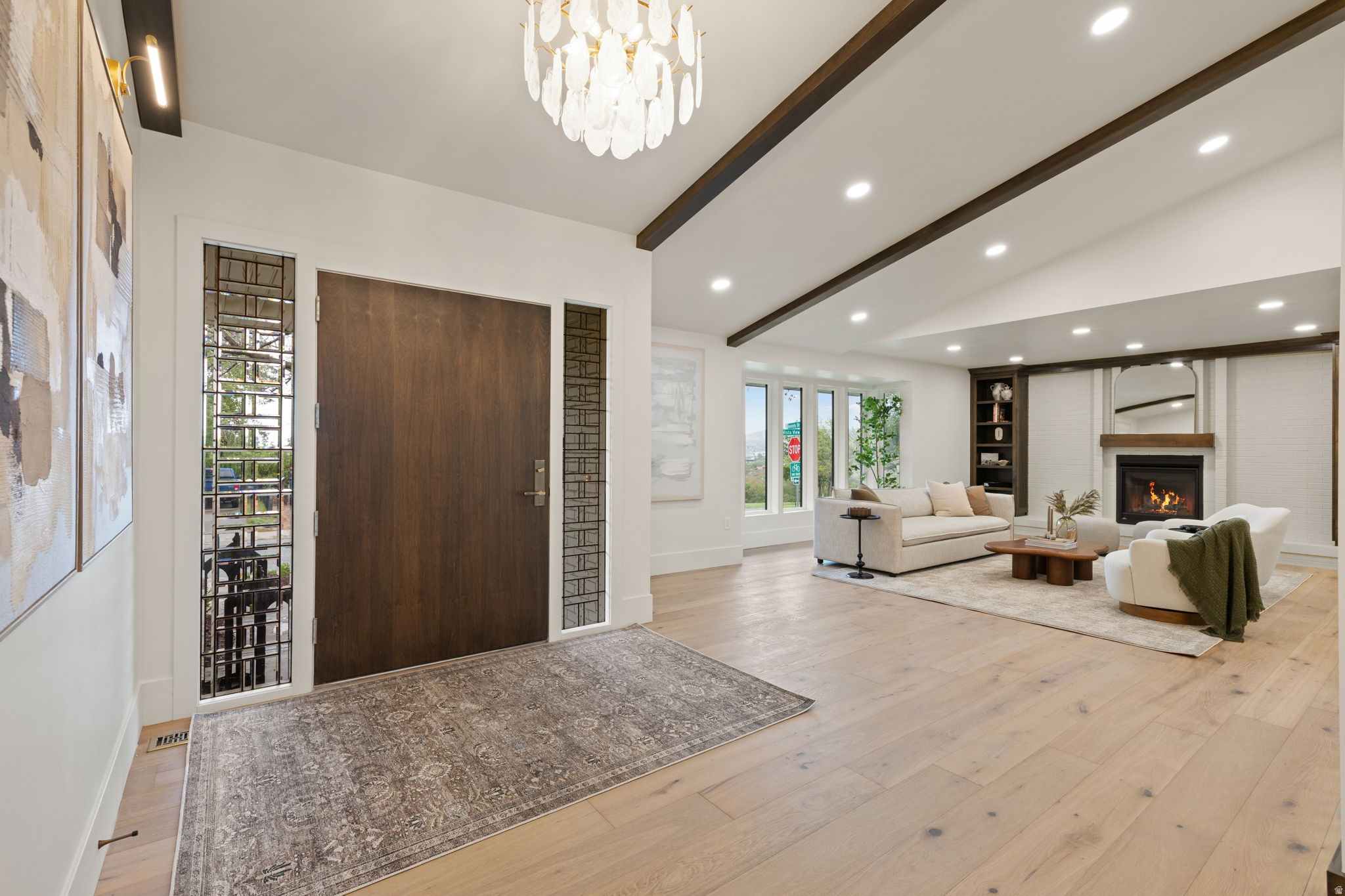 OAK HILLS - Residential