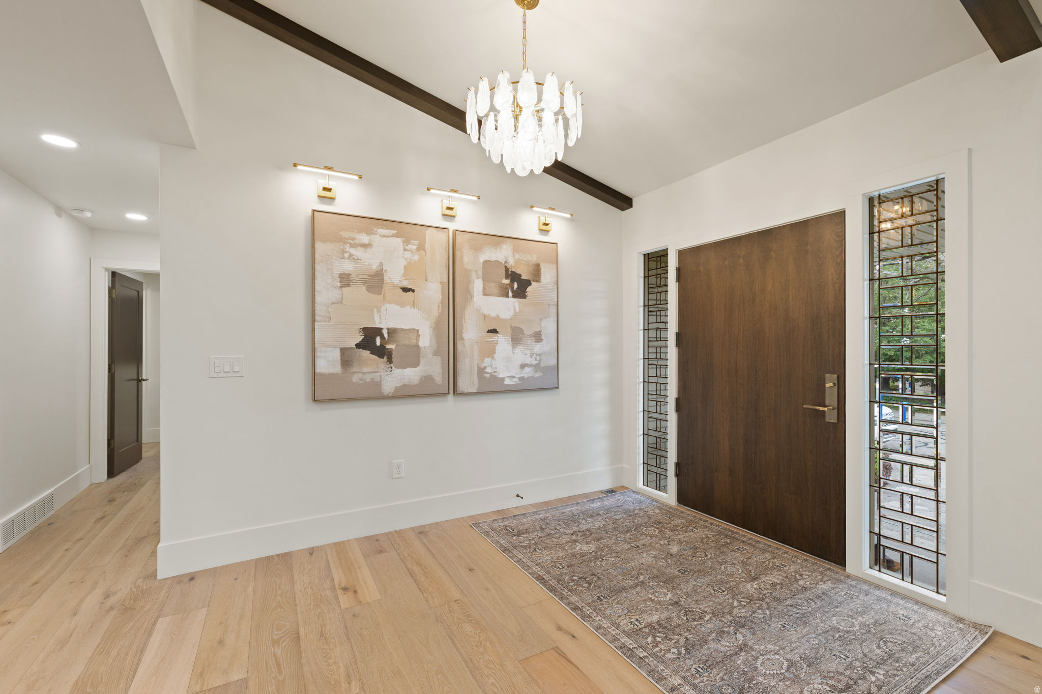 OAK HILLS - Residential