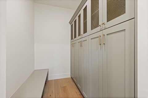 Tiny photo for 985 S VISTA VIEW DR E, Salt Lake City, UT 84108 (MLS # 2159111)