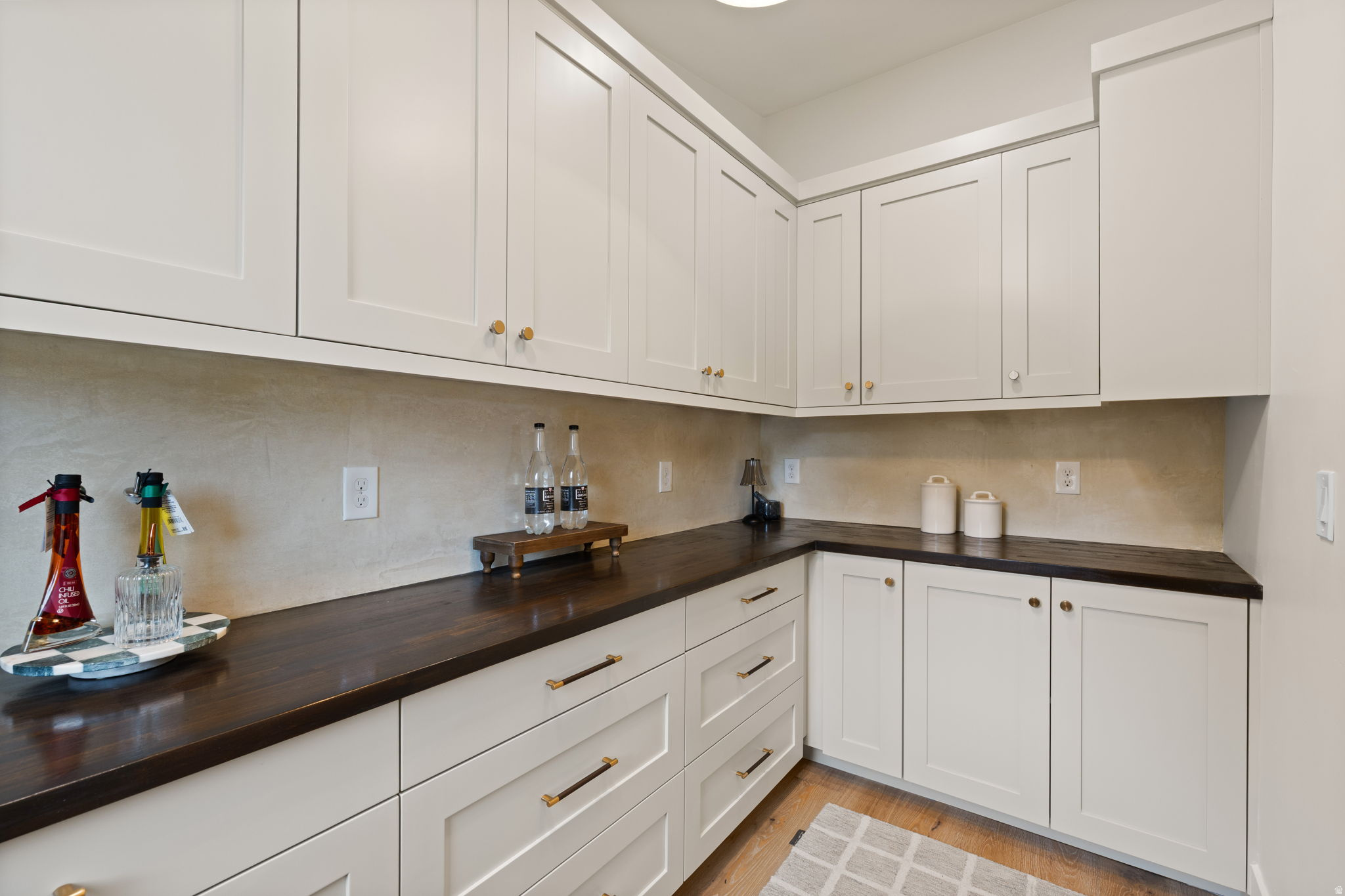 OAK HILLS - Residential