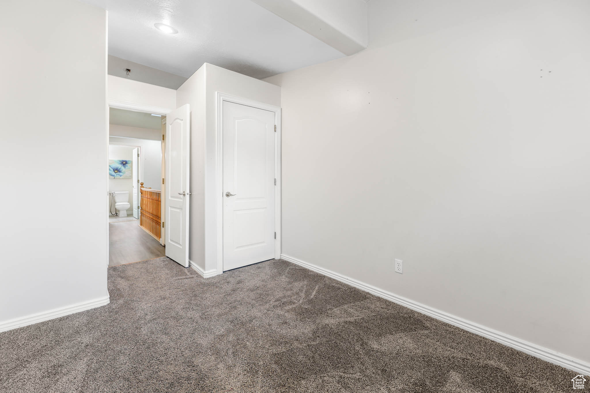 WILLOW GROVE CONDOMINIUMS - Residential