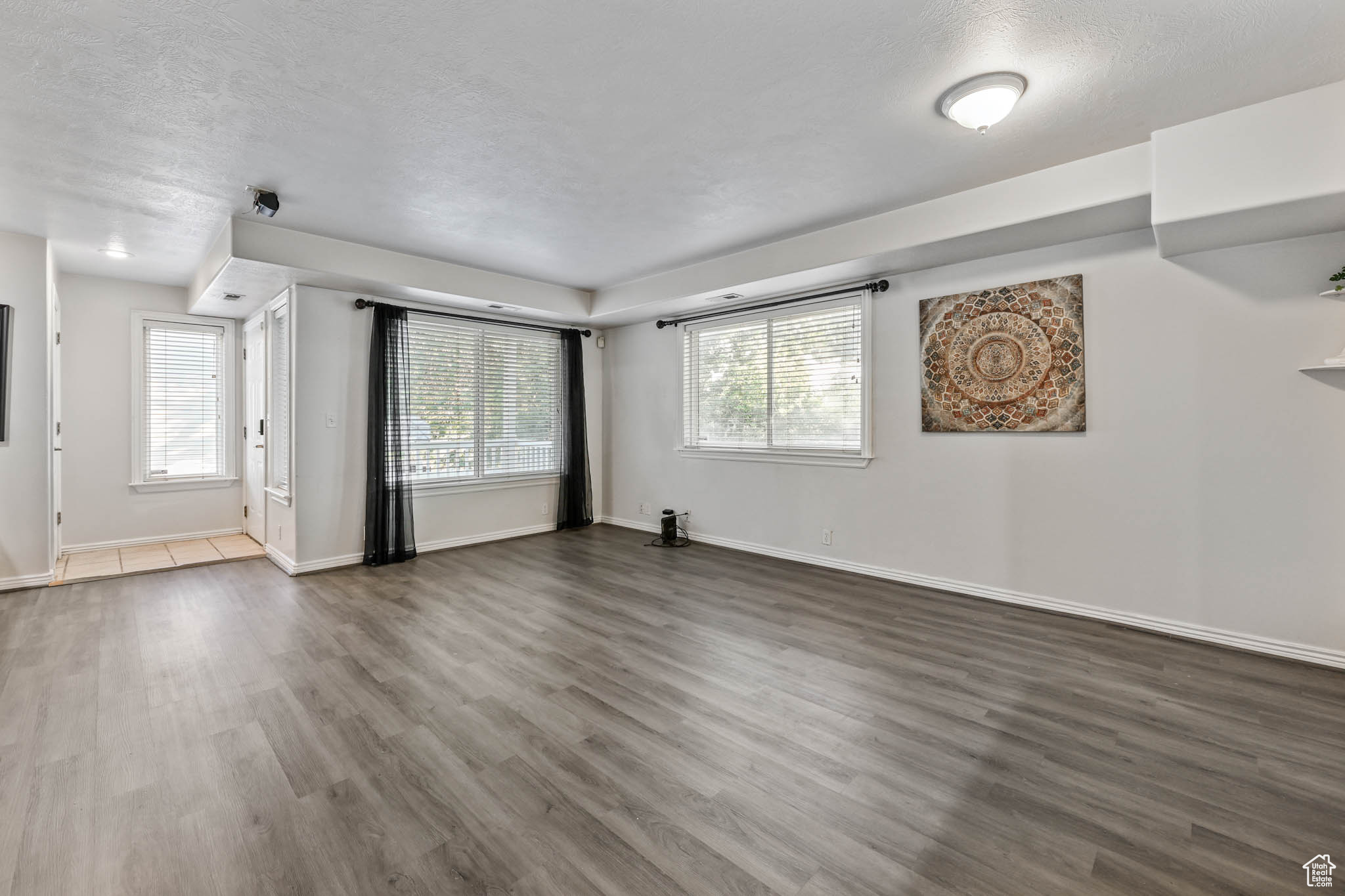 WILLOW GROVE CONDOMINIUMS - Residential