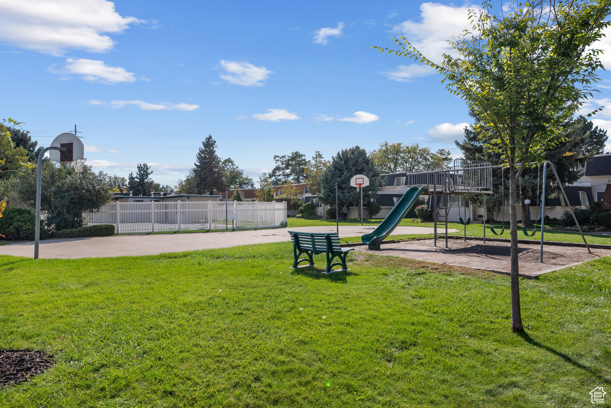 MEADOWBROOK - Residential
