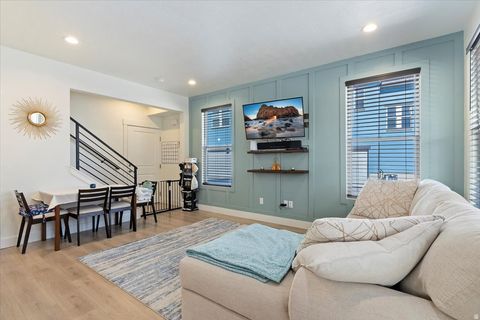 Tiny photo for 11764 S LEANDER DR, South Jordan, UT 84009 (MLS # 2153350)