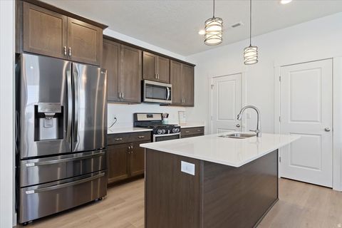 Tiny photo for 11764 S LEANDER DR, South Jordan, UT 84009 (MLS # 2153350)