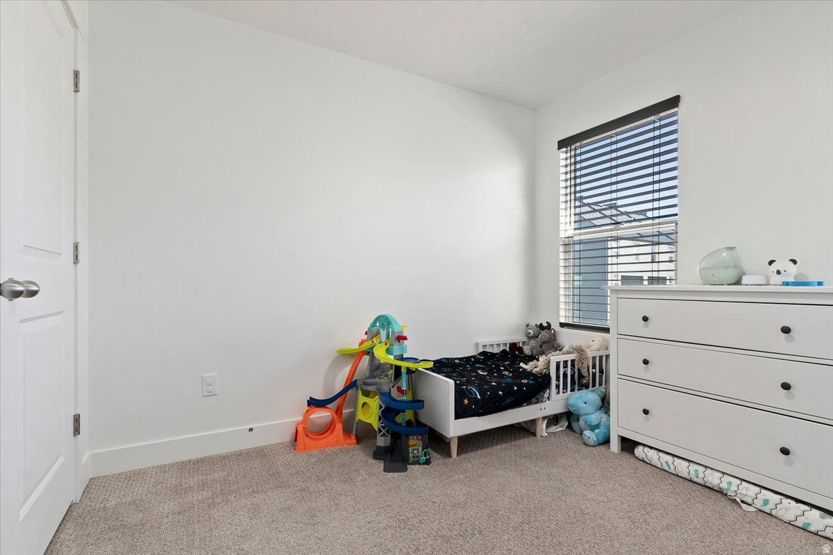 DAYBREAK - Residential