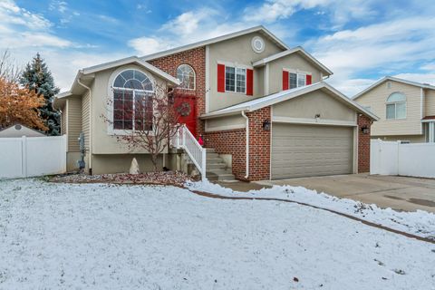 Tiny photo for 154 E 2325 S, Clearfield, UT 84015 (MLS # 2125397)
